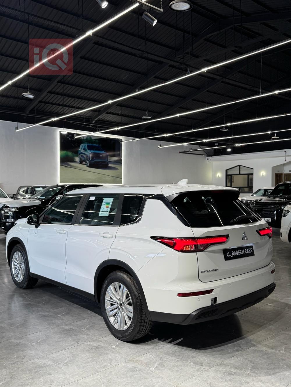 ميتسوبيشي اوتلاندر